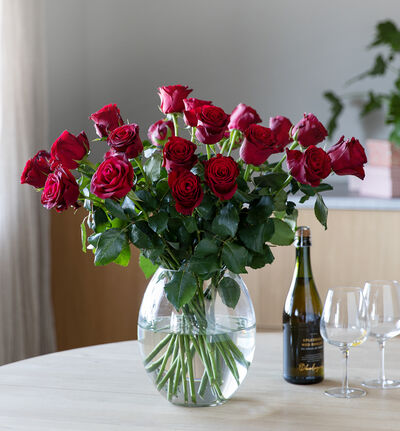 20 langstilkete røde roser 20 langstilkete røde roser